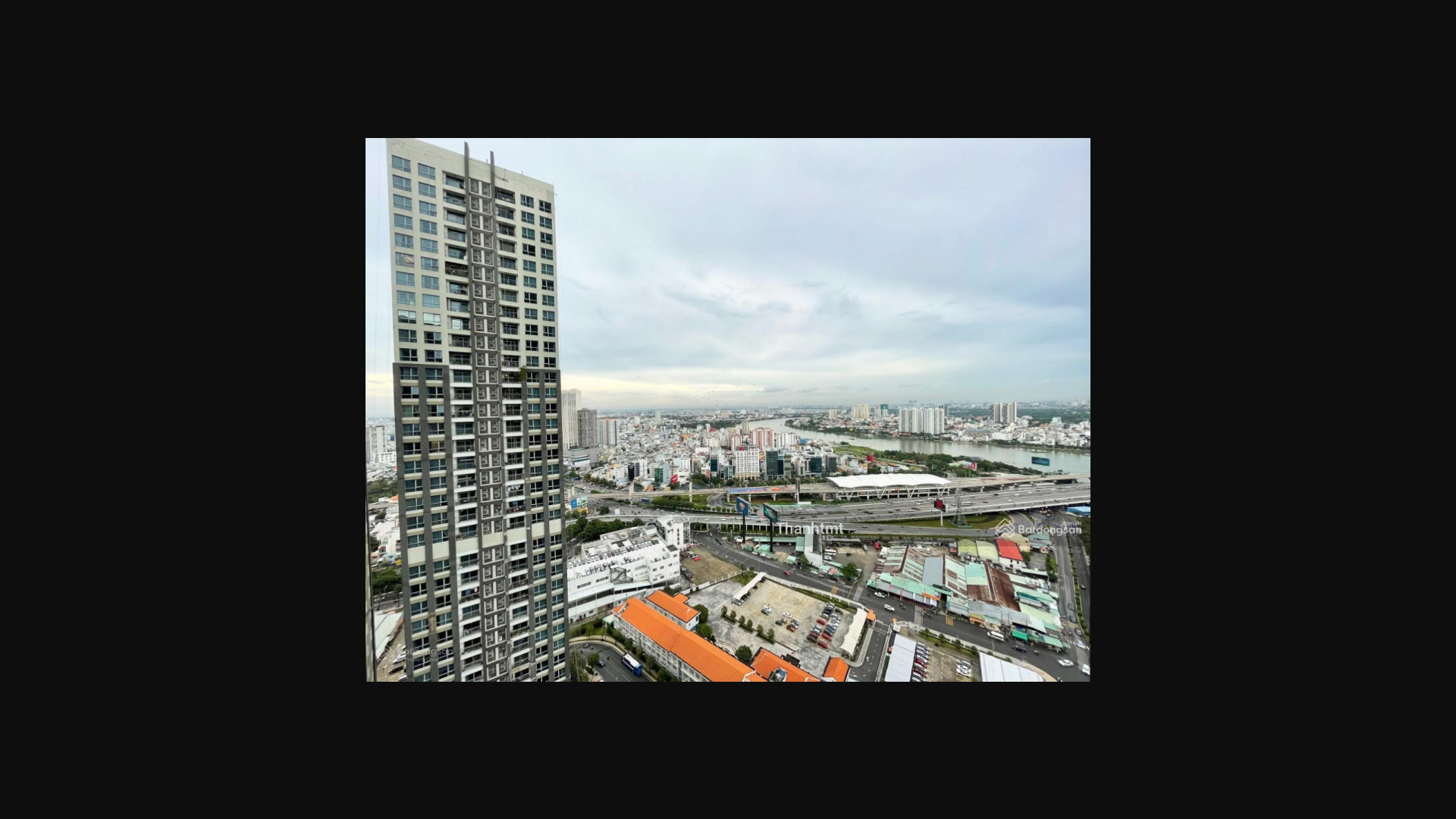 Modern 1-Bedroom Apartment in Vinhomes Central Park