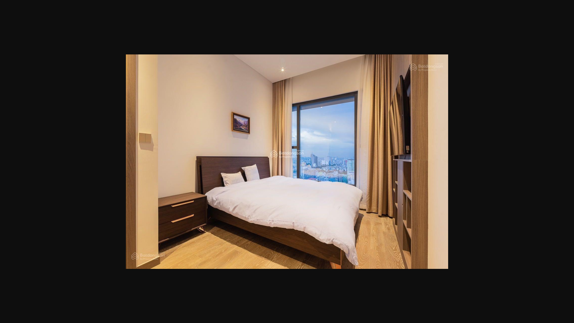 Spacious 3-Bedroom Apartment with City Views