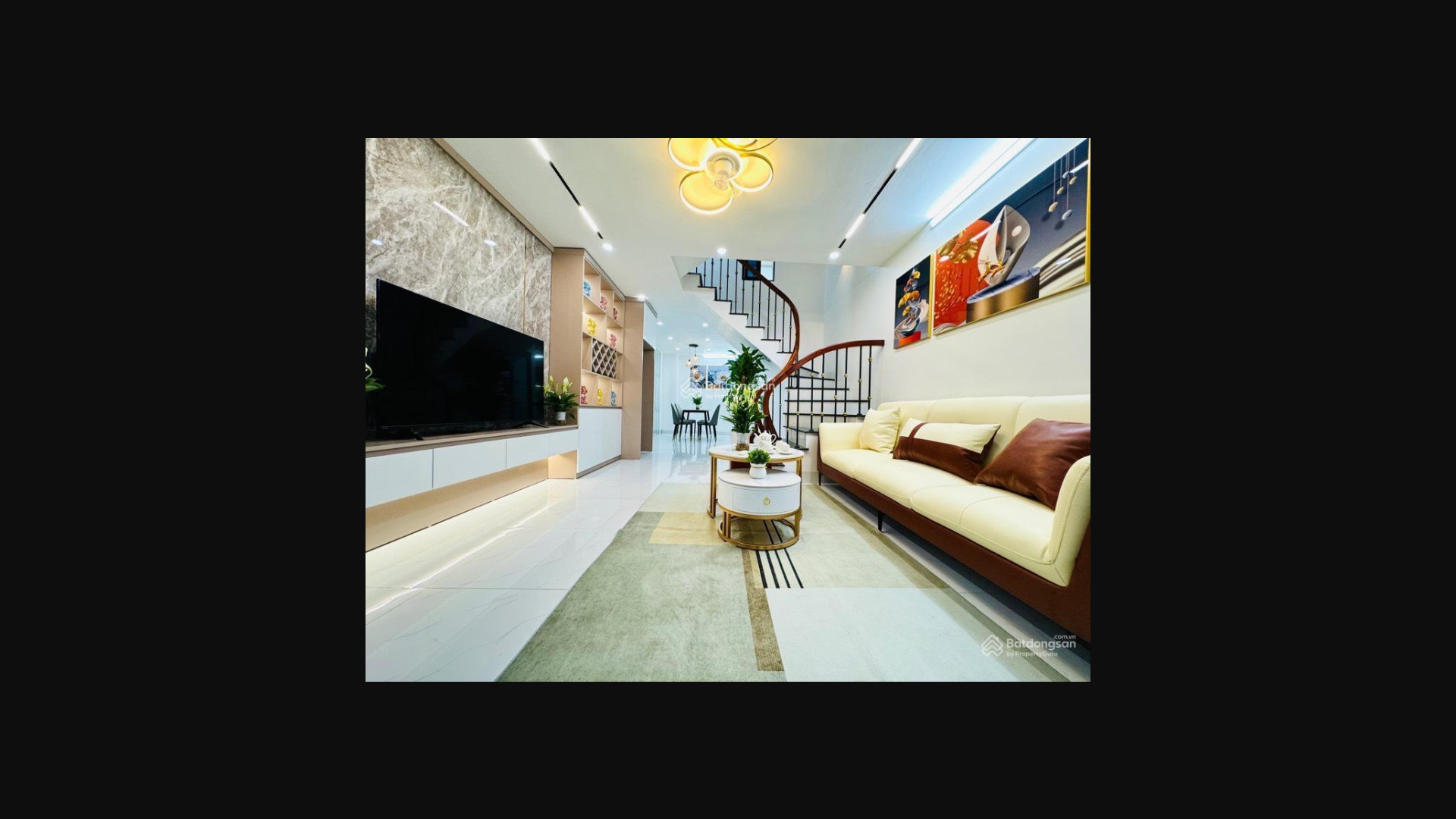 5-Floor Townhouse with Modern Design on Nguyen Luong Bang