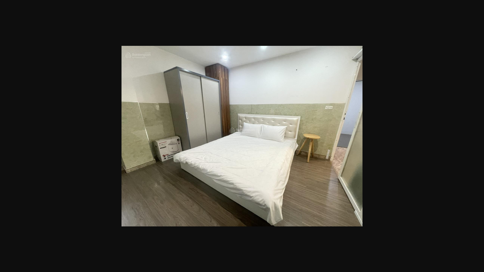 Modern 2-Bedroom Apartment Near Lotte Center