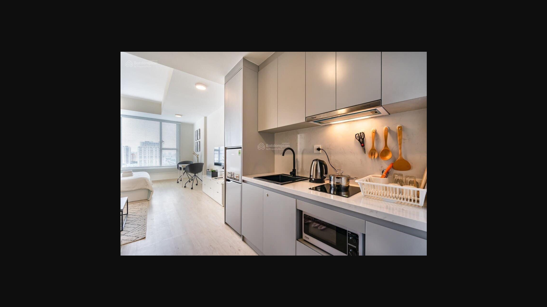 Modern Studio Apartment Near District 1
