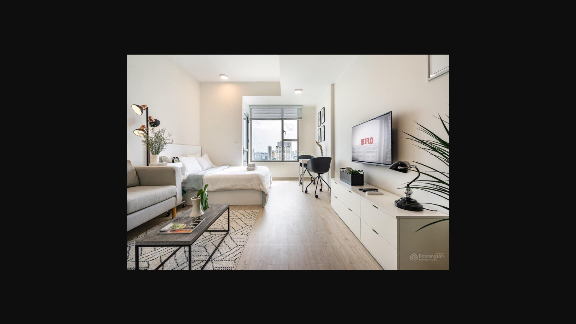 Modern Studio Apartment Near District 1