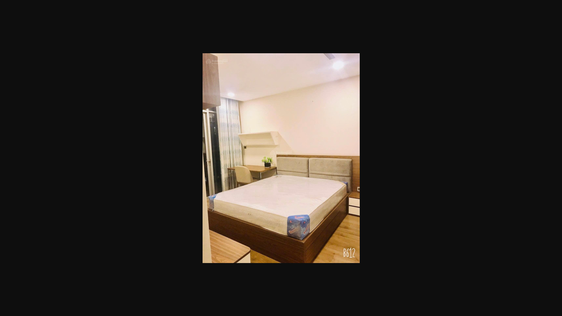 Modern 2BR Vinhomes Apartment with River View