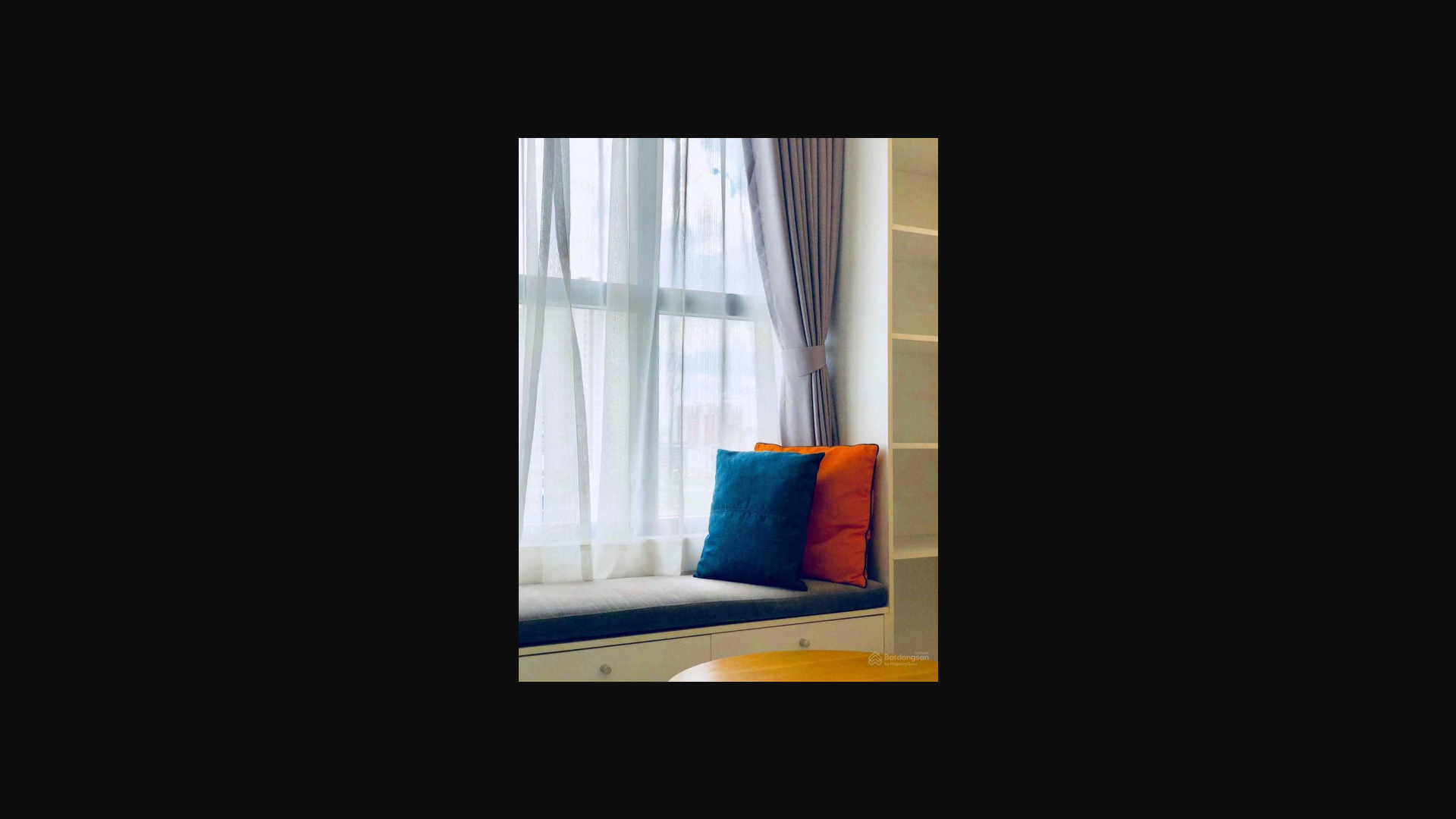 Modern 50m² 1-Bedroom Apartment with Balcony