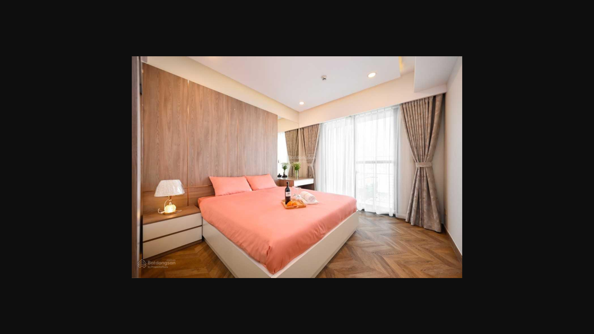 Modern 2-Bed Urban Hill Apartment Phu My Hung