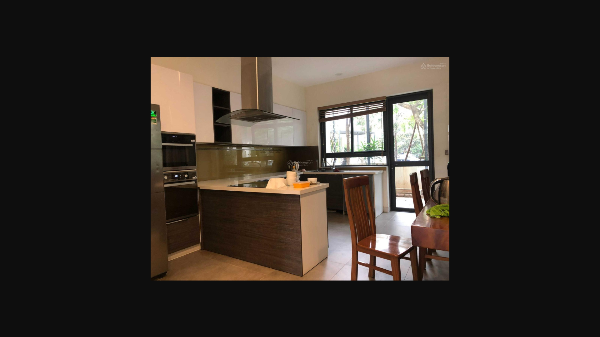 Luxury 160m² Vinhomes Villa with Private Elevator