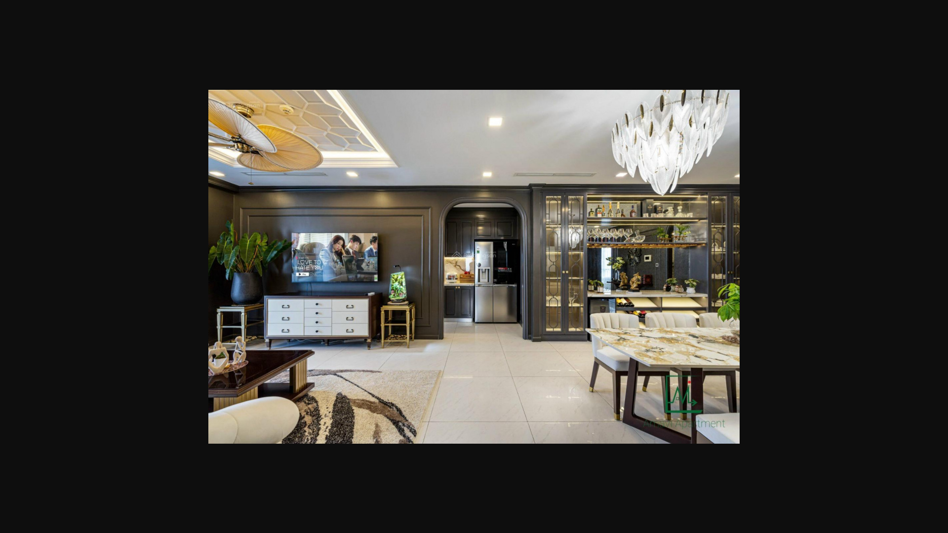 Modern 3-Bedroom Park View Apartment 126m²