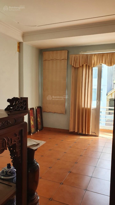 Spacious 4-Floor Townhouse with 65m² Area