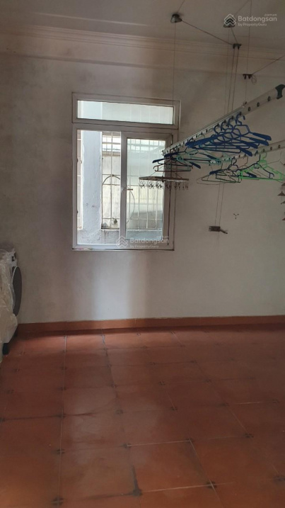 Spacious 4-Floor Townhouse with 65m² Area