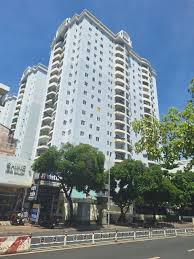 Spacious 2-Bed Apartment with Full Amenities
