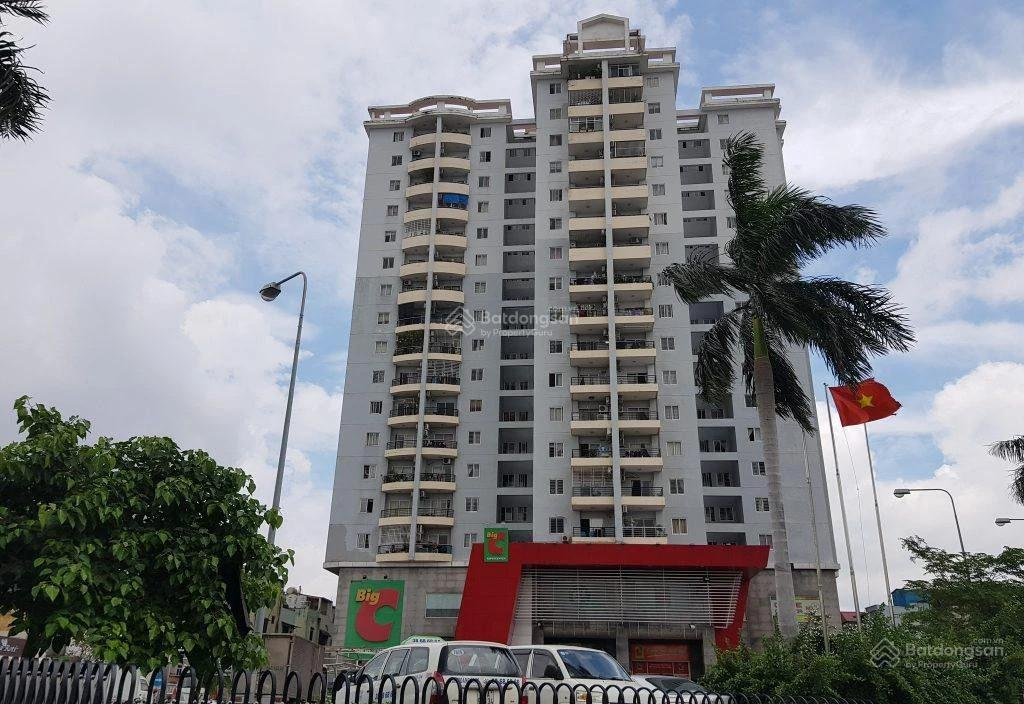 Spacious 2-Bed Apartment with Full Amenities