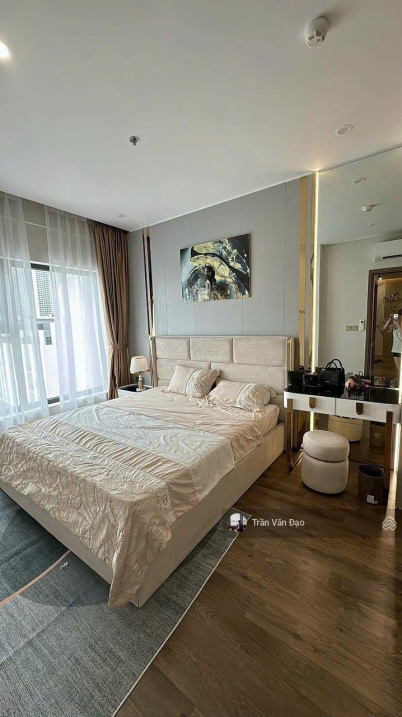 Corner Apartment with My Dinh Stadium View - 3 Bedrooms