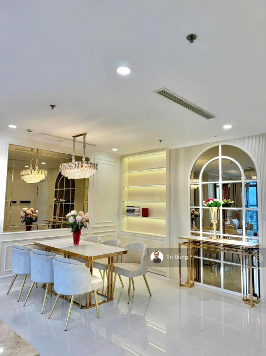 Luxury 3-Bedroom Vinhomes Apartment with City Views
