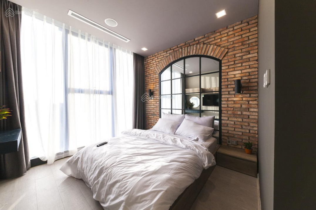 Modern 3-Bedroom Apartment in Vinhomes Golden River