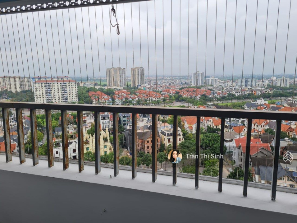 Modern 40m² Apartment Near Marie Curie School