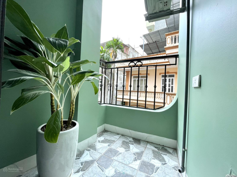 1 Bedroom Apartment with Balcony near Le Duc Thọ, Nguyen Hoang