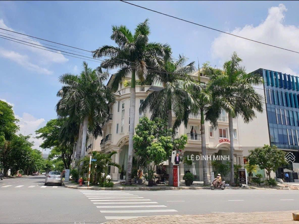 Modern Office Space in Linh Dam Urban Area