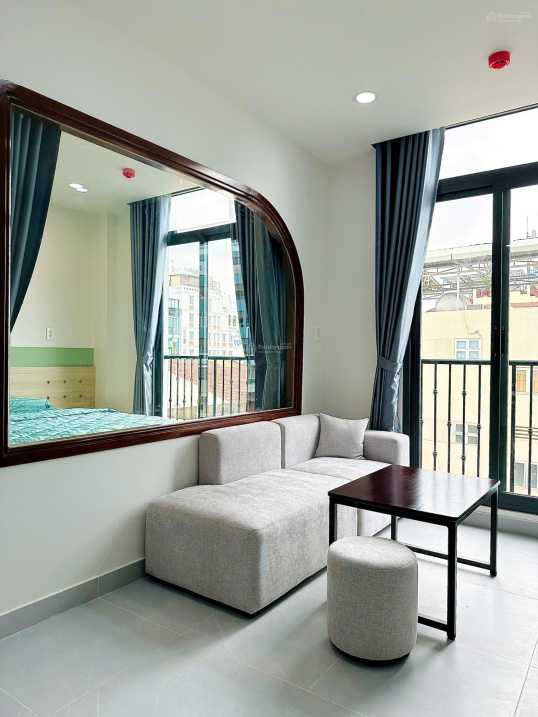 Modern Studio Apartment with Balcony in District 10