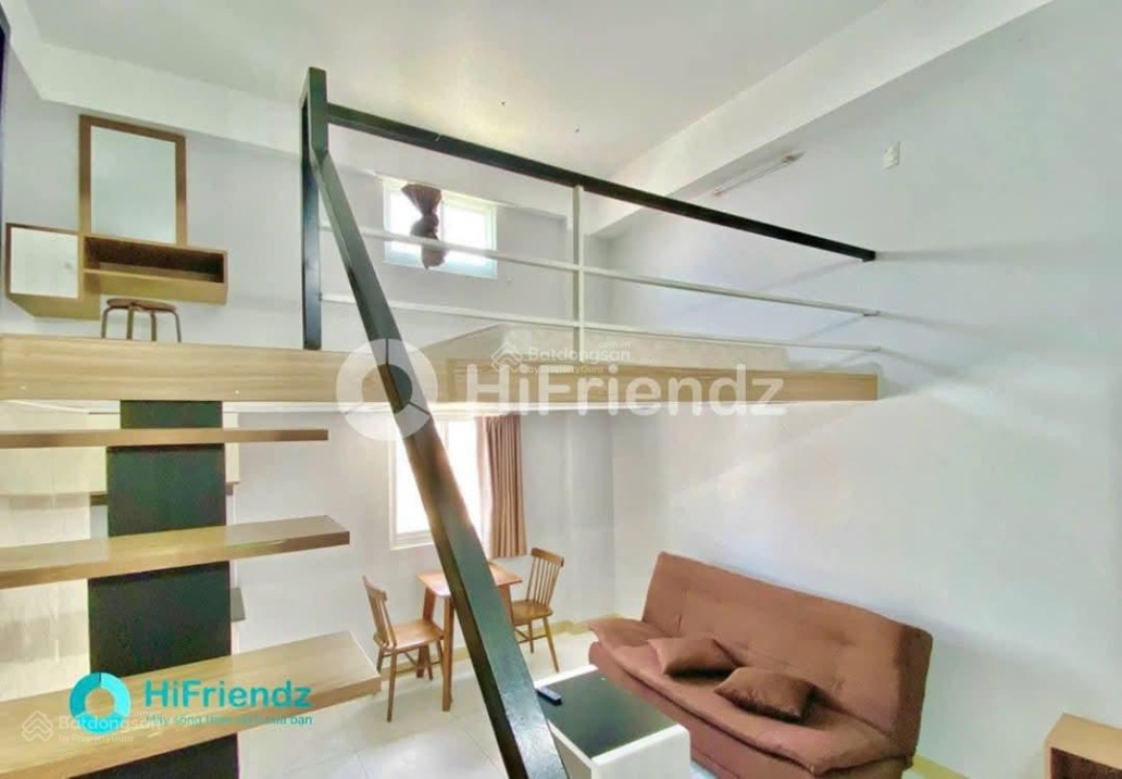 Modern Loft Apartment with Washing Machine