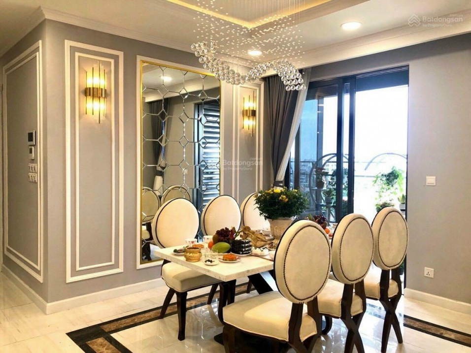 Luxury VIP Apartment in Golden Mansion Complex