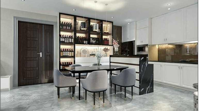 Modern 2-Bedroom Apartment with City View