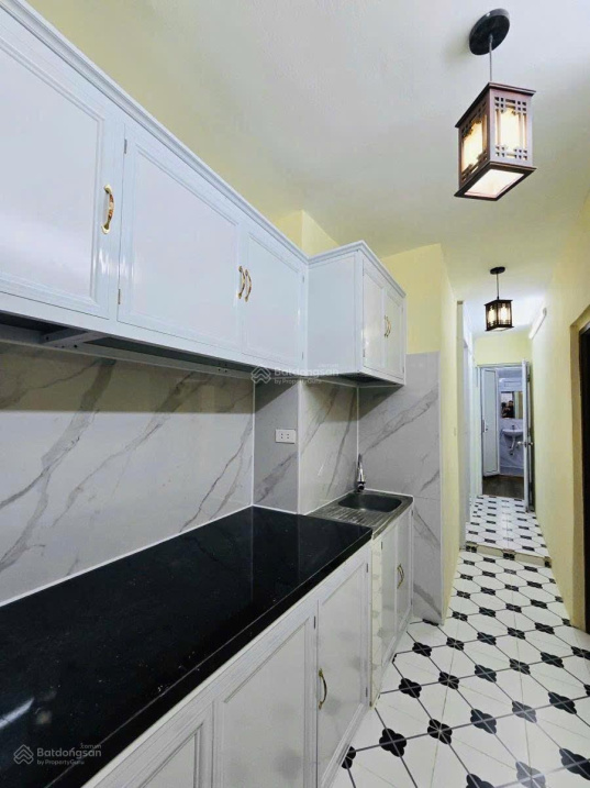 Spacious 3-Bedroom Apartment in Giảng Võ Complex