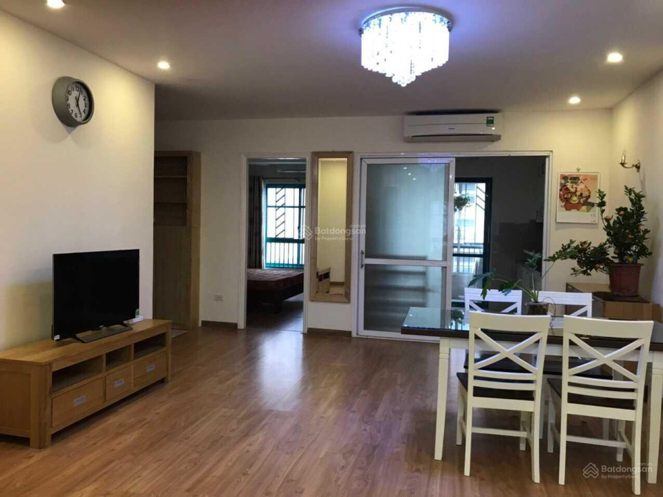 Fully Furnished 2-Bedroom Apartment at CT4 Sudico Sông Đà Mỹ Đình