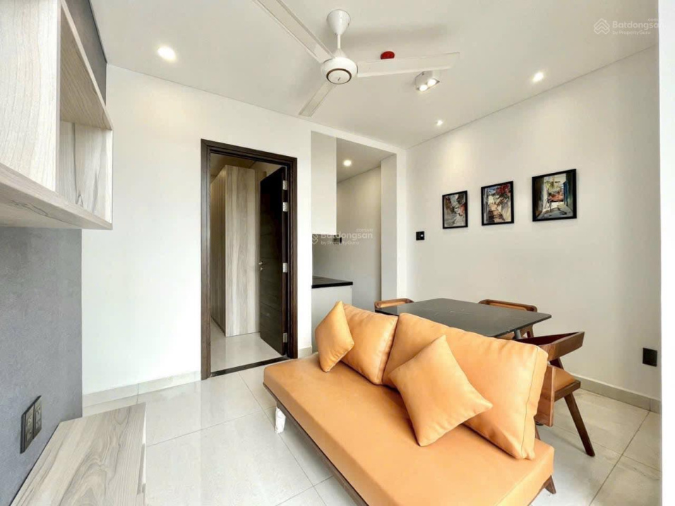 Fully Furnished Modern Apartment with Natural Light