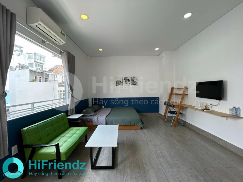 Sunny Central Studio with Modern Furnishings