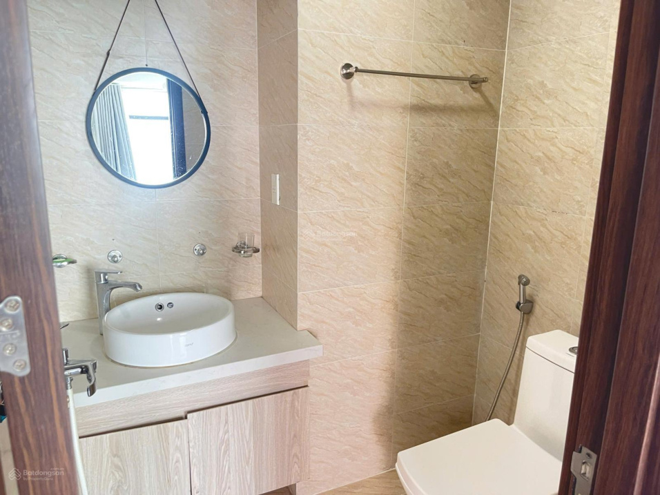 Sea View Corner Apartment in Muong Thanh Building