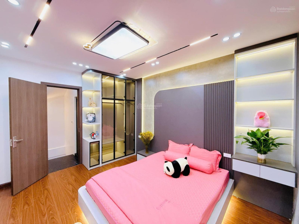 Spacious 5-Story Townhouse near Nguyen Thi Dinh Street, Trung Hoa Ward