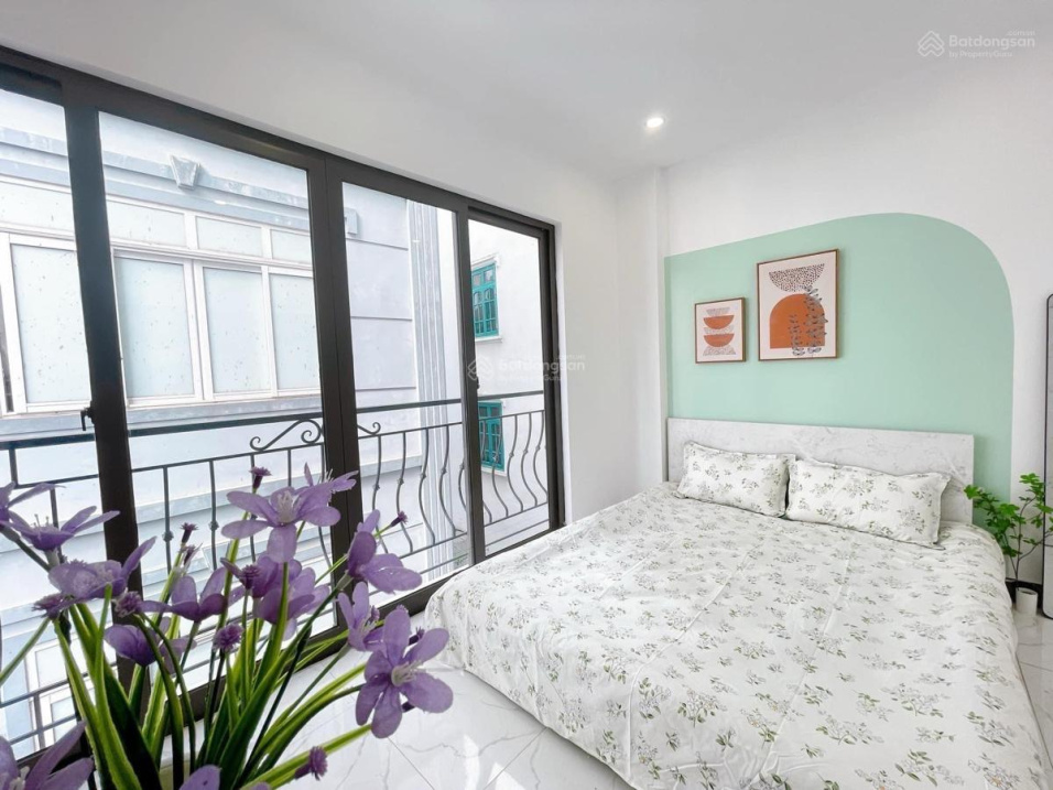Modern 4-Bedroom House with Beautiful Interior
