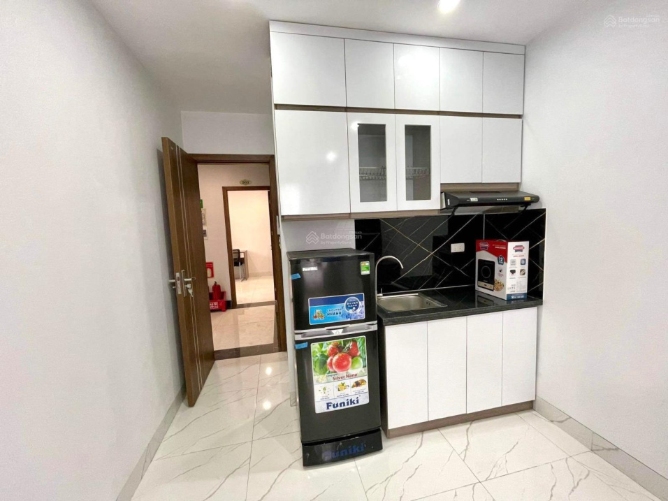 Modern Studio Apartment with Full Furnishings