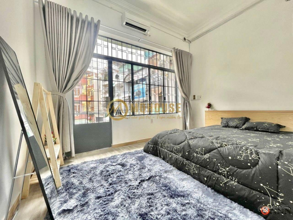 2 Bedroom Apartment with Balcony