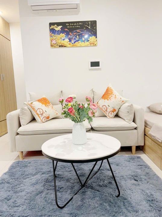 Modern Studio Apartment with Full Furnishings