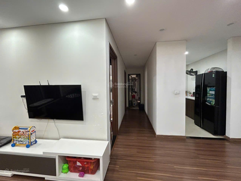 Modern Apartment with Designer Interior in Hanoi