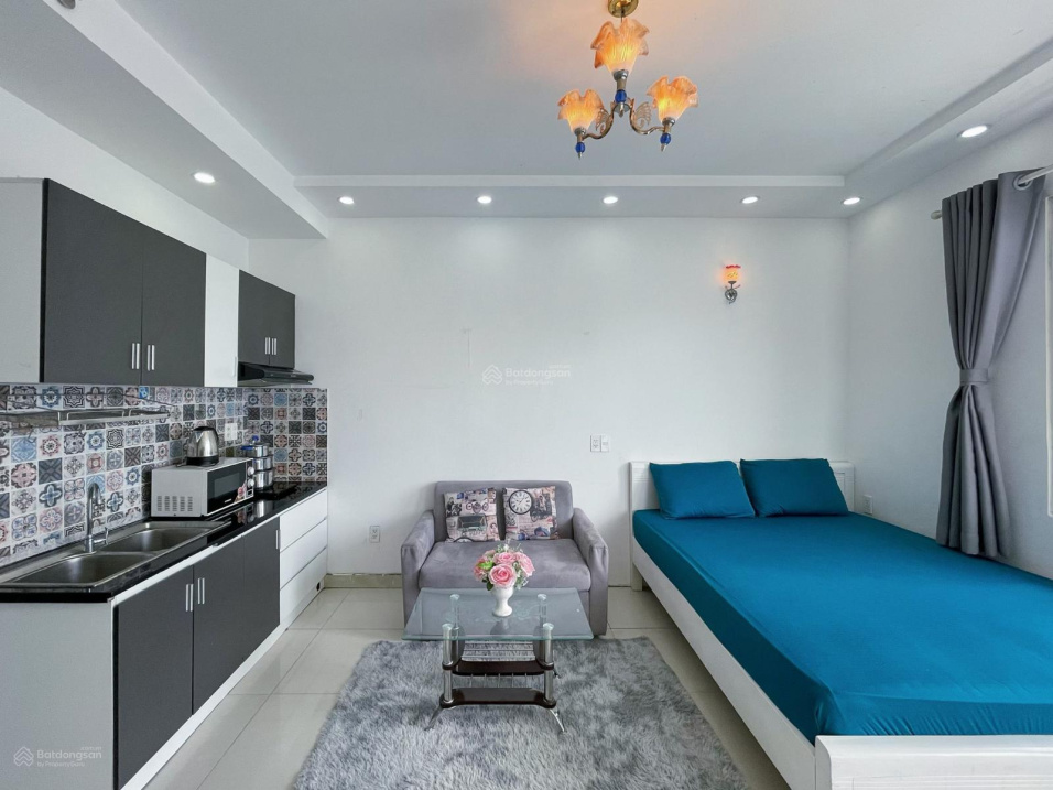 Modern Studio Apartment in District 3 Location