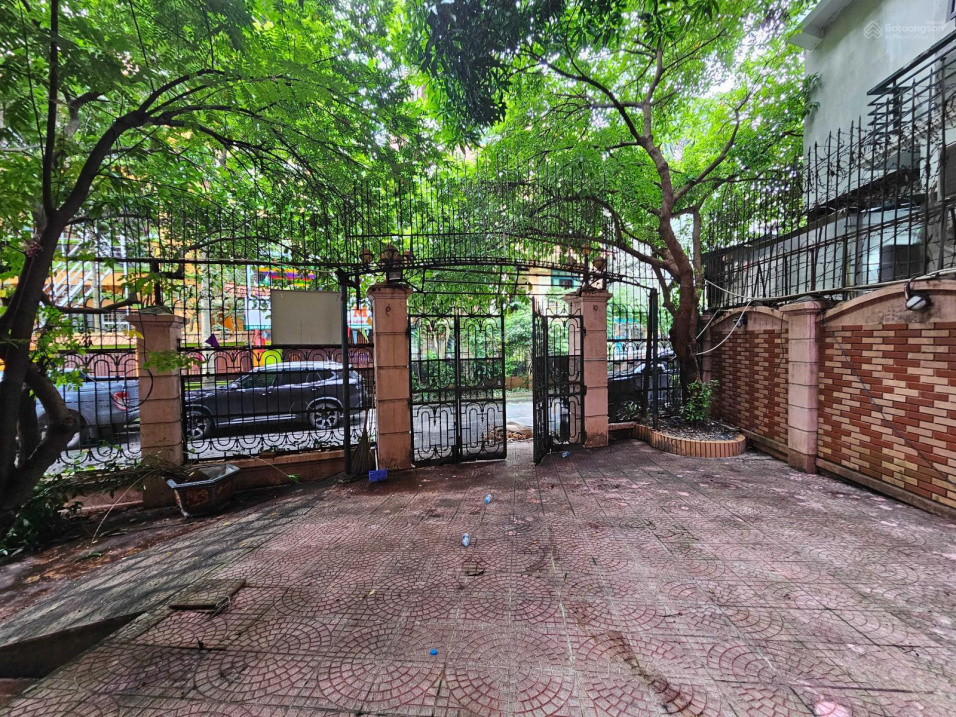 Spacious 4-Story Villa in Tây Nam Linh Đàm Urban Area