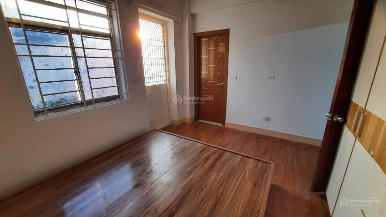 Modern 2-bedroom apartment in Việt Hưng