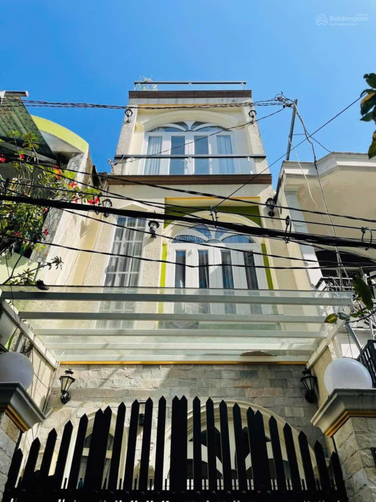 3-Bedroom House for Rent in Phu Nhuan District