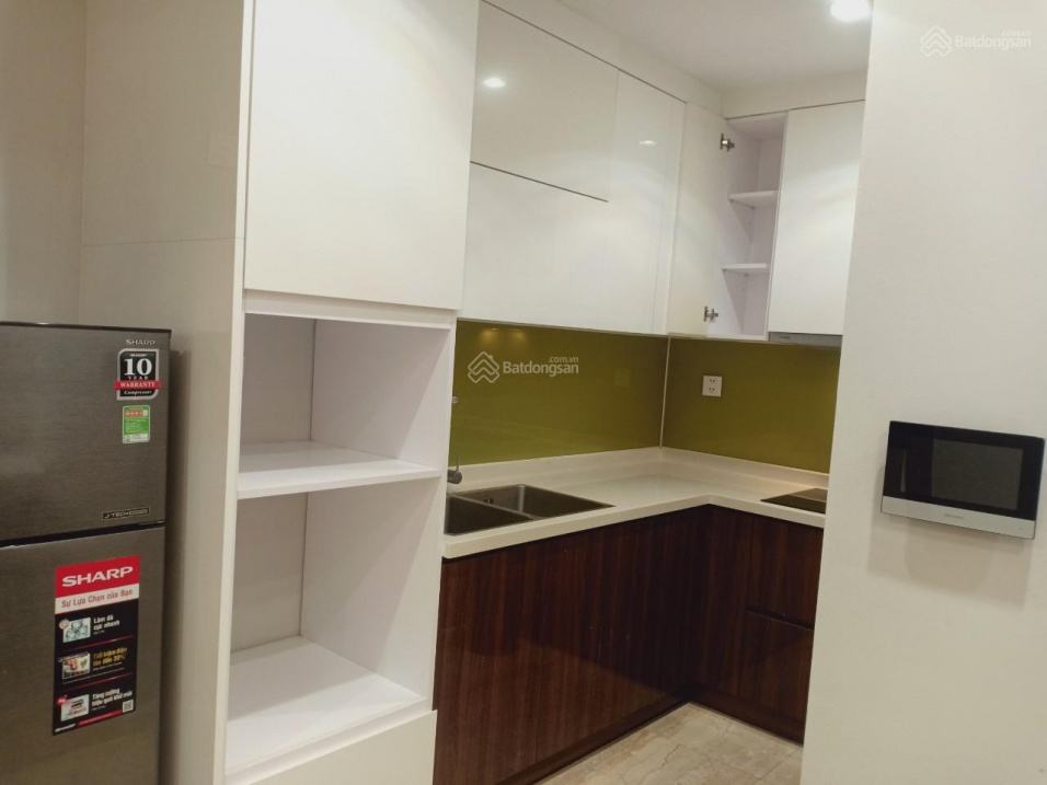 Modern 46m² Studio Apartment with Basic Furnishings