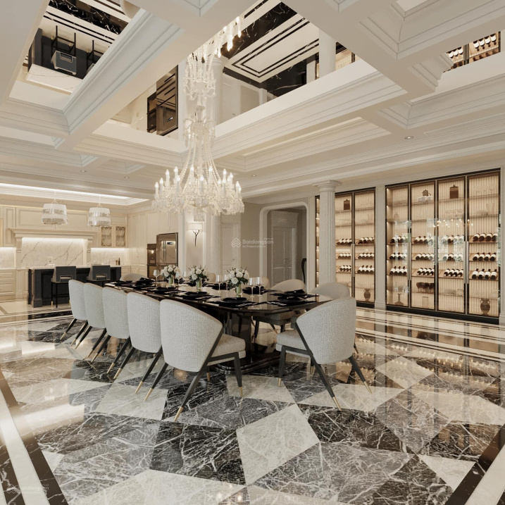Luxurious 317m² Duplex Penthouse with Lake View