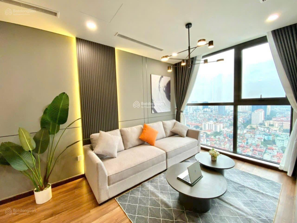 Modern 2BR Apartment with City View