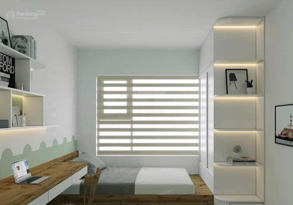 Modern 2-Bed Apartment with City View