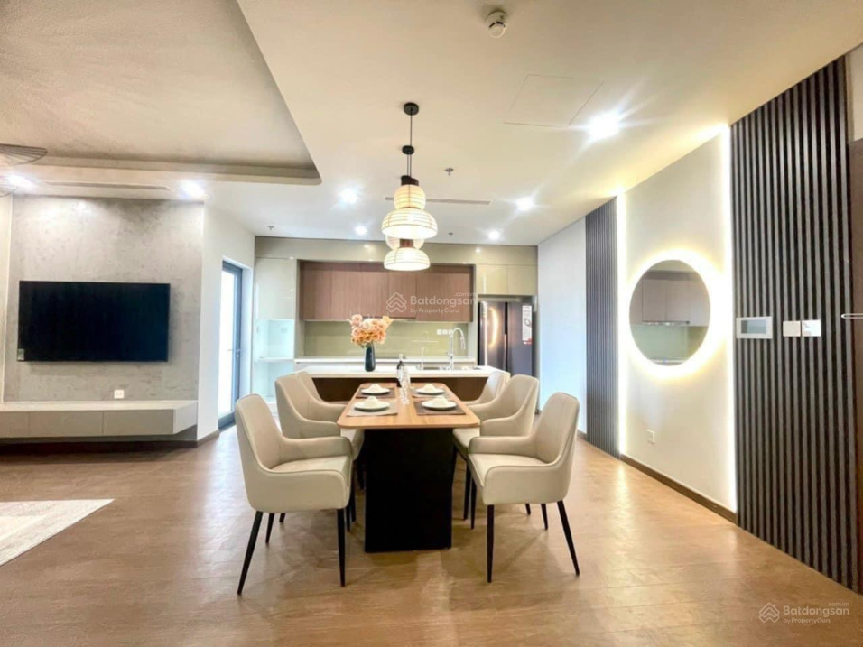 Modern 2-Bed Apartment with Designer Interior
