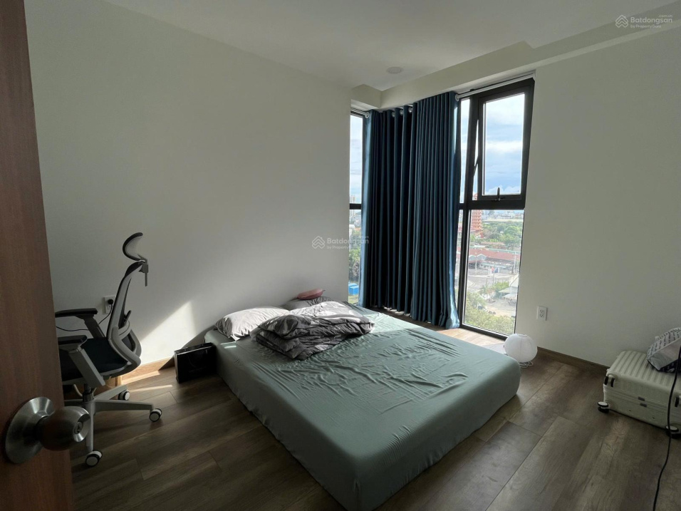 Spacious Apartment in CC Honas Residence with City View