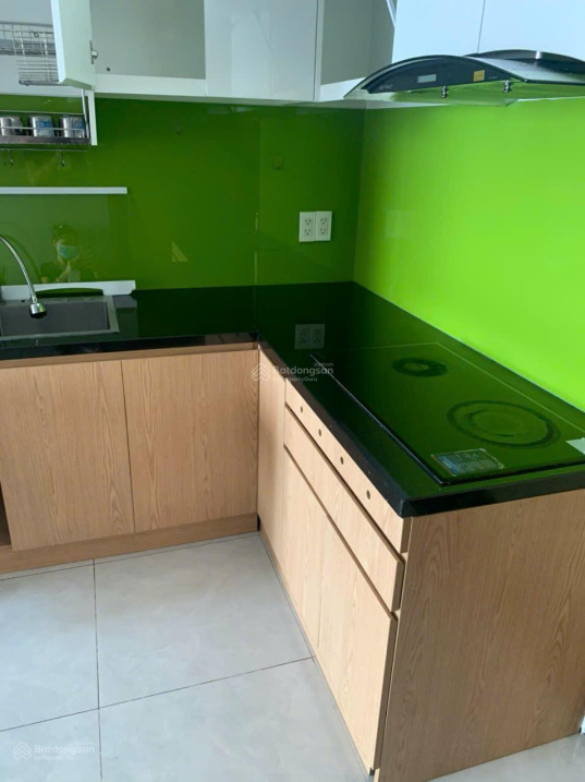 Modern 2-Bed Kingston Apartment with Full Amenities