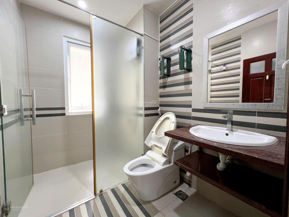 Modern 35m² Mini Apartment with Kitchen