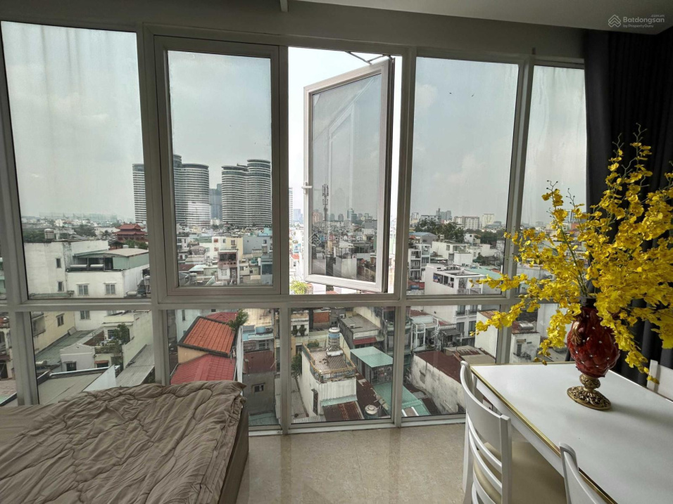 Modern Apartment Near Markets and Universities