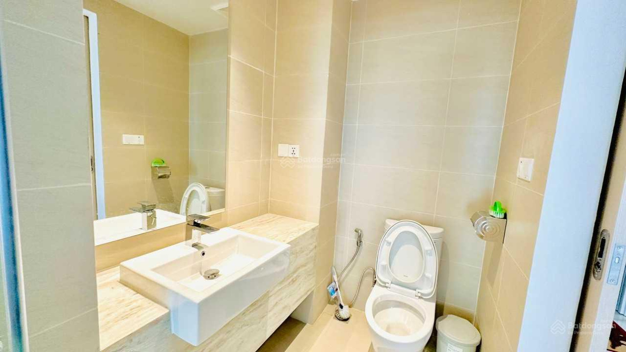 Beachfront Apartment with Sea View in Nha Trang